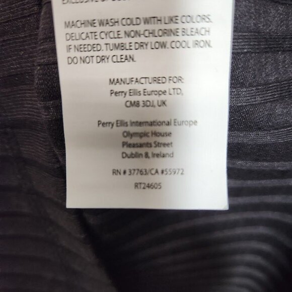 NWT Perry‎ Ellis Vertical Stripe Sweater in Black Size Small - Picture 6 of 7